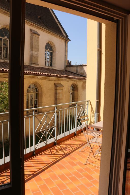 Appartement Le Saint-Etienne Avec Terrasse Beaune  Room photo